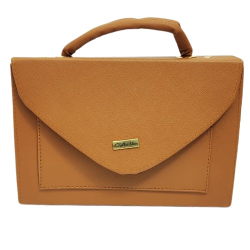 Crossbody Café